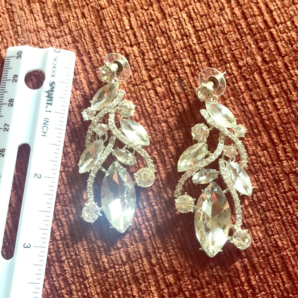 Earrings costume jewelry